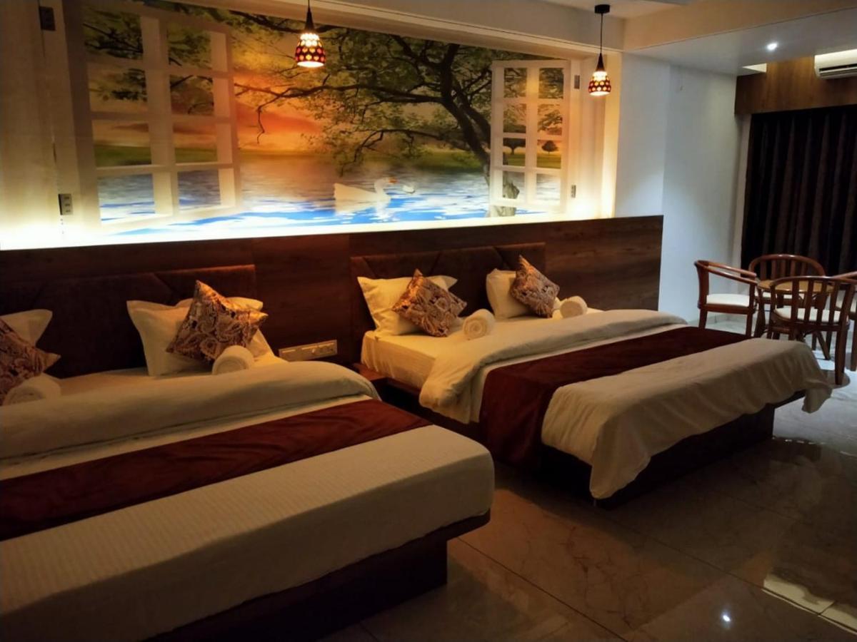 Hotel The Grand Piano - Best Business Hotel In Patan Экстерьер фото