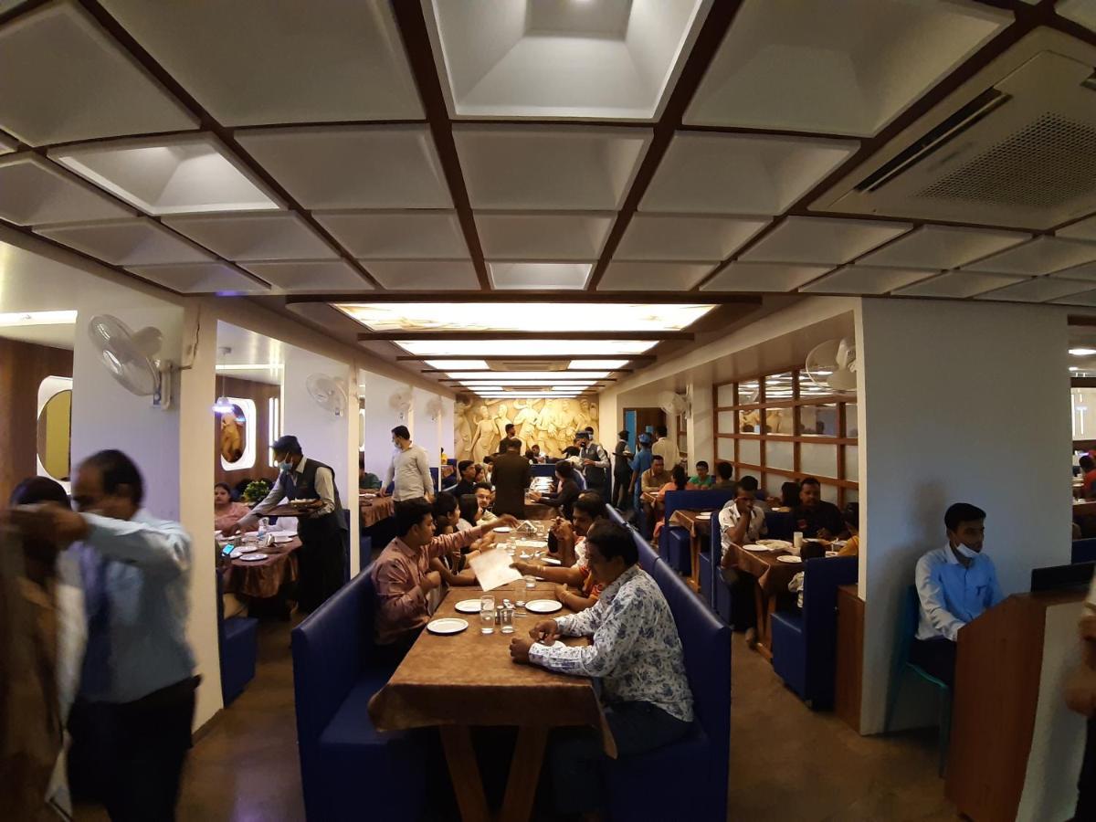Hotel The Grand Piano - Best Business Hotel In Patan Экстерьер фото