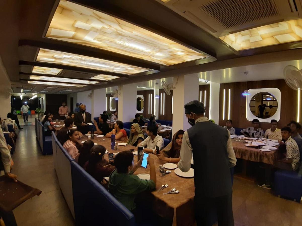 Hotel The Grand Piano - Best Business Hotel In Patan Экстерьер фото